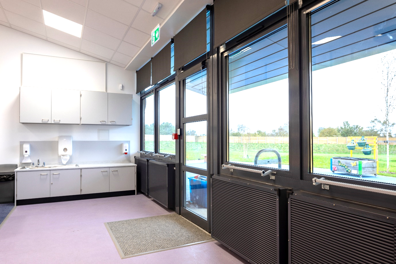 Window louvres installation